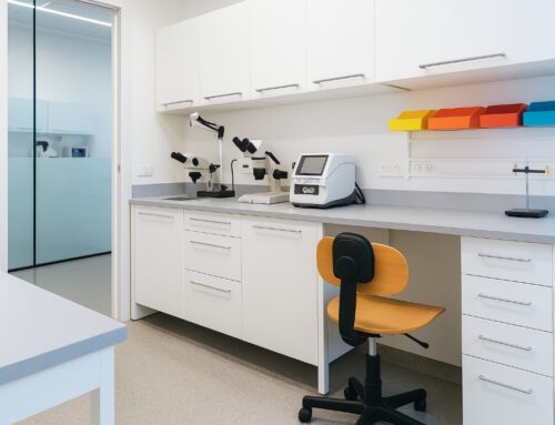 Cómo elegir el laboratorio dental en Madrid